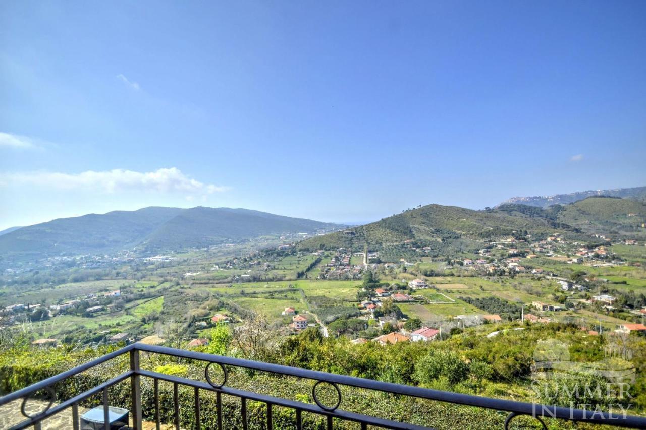 Вилла Sulle Onde Della Collina Монтекориче Экстерьер фото